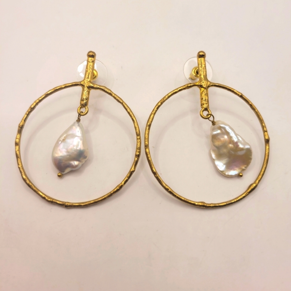 Coin Pearl Rustic Brass Wire Hoop Dangle Earring